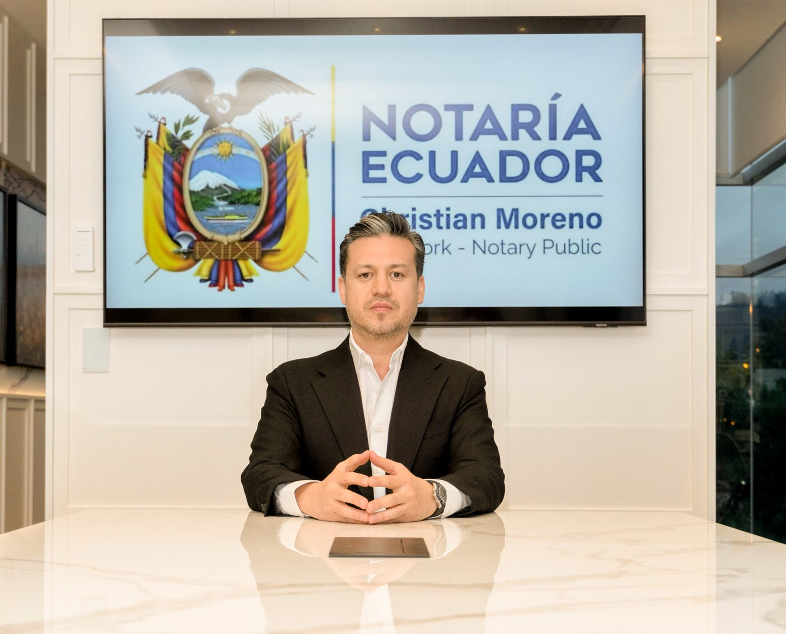 Christian Moreno de Notaría Ecuador Inc.